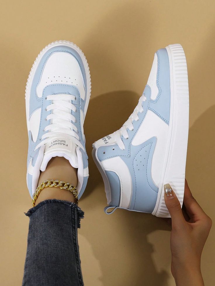 DW Noir Flex Sneakers