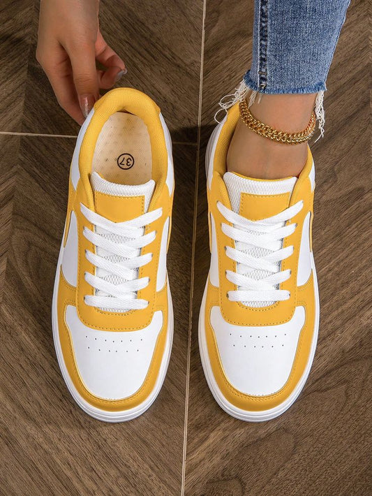 DW Noir Flex sneakers