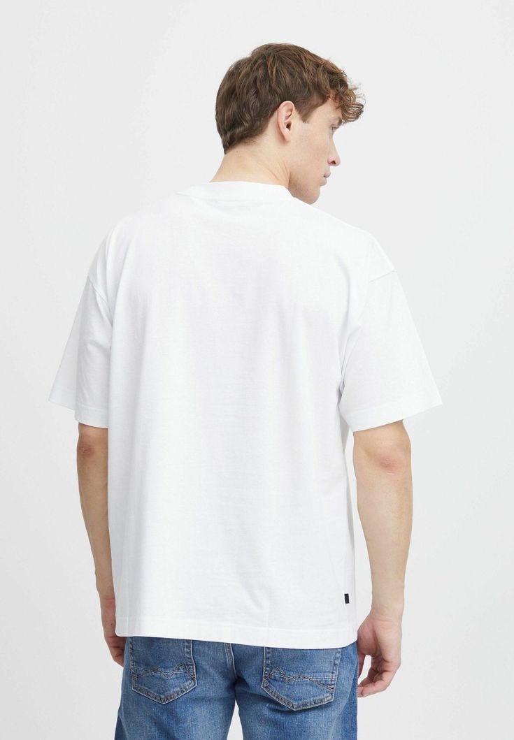 DW Essentials T-shirt